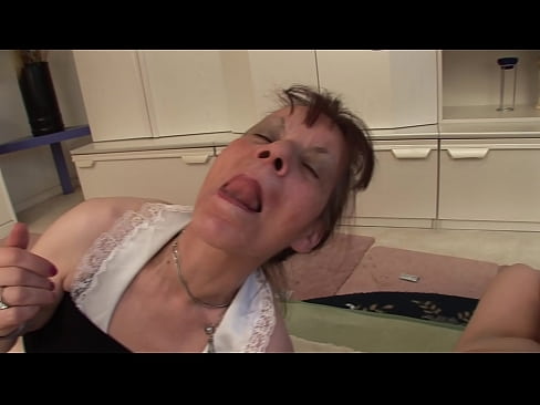 ❤️ Bi amona eta aitona batek hirukotea dute ☑ Sluts gurean eu.mouthporn.ru ﹏