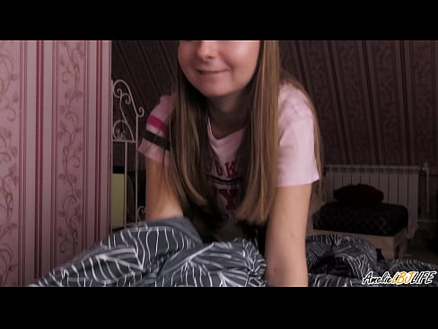 ❤️ Blondie-k bere BFF-ren sakon zurrupatzen du eta esperma jasotzen du ahoan ☑ Sluts gurean eu.mouthporn.ru ﹏